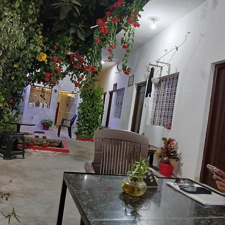 The Highvill Home Stay 克久拉霍 外观 照片