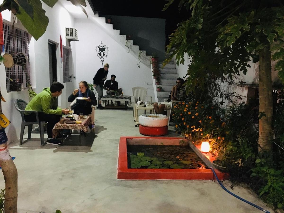 The Highvill Home Stay 克久拉霍 外观 照片